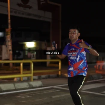 Runner Photo 6049121