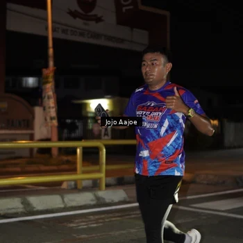 Runner Photo 6049127