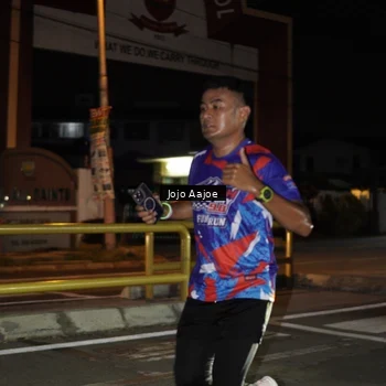 Runner Photo 6049130