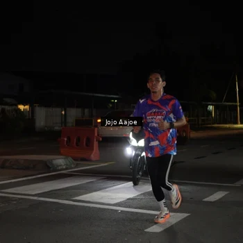 Runner Photo 6049135