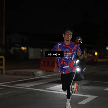 Runner Photo 6049145