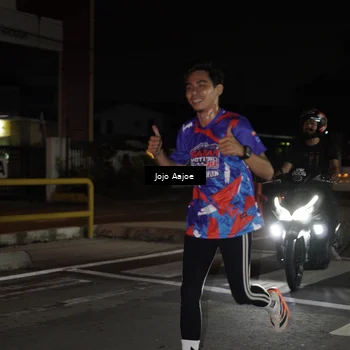Runner Photo 6049151