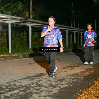 Runner Photo 6049156