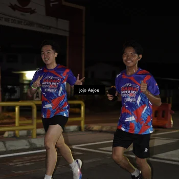 Runner Photo 6049158
