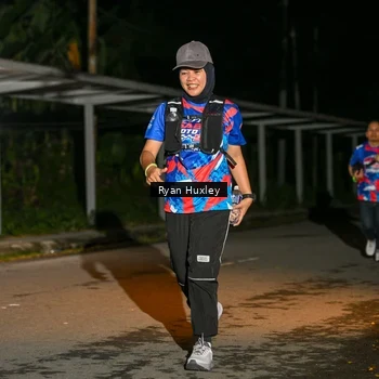 Runner Photo 6049222