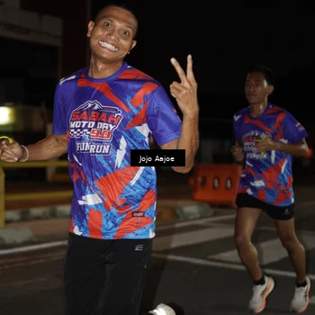 Runner Photo 6049236