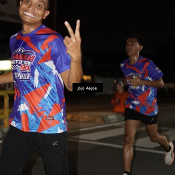 Runner Photo 6049242