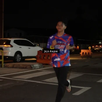 Runner Photo 6049272