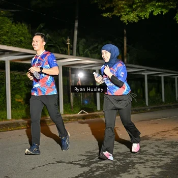 Runner Photo 6049301