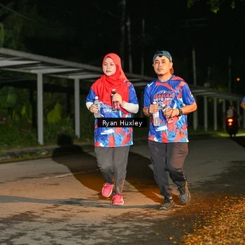 Runner Photo 6049303