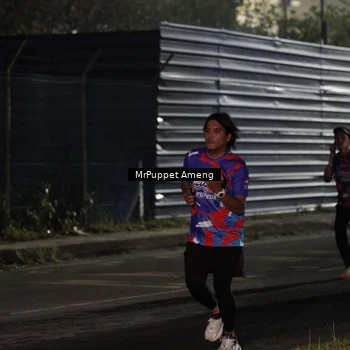 Runner Photo 6049306