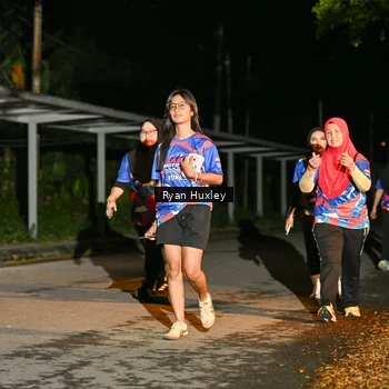 Runner Photo 6049363