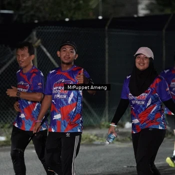 Runner Photo 6049391