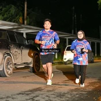 Runner Photo 6049396