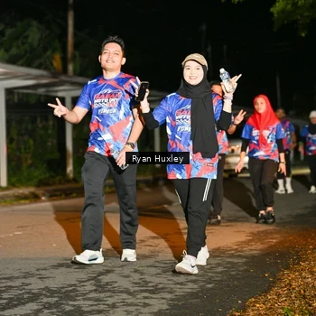 Runner Photo 6049451