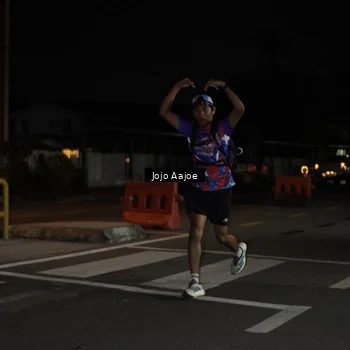 Runner Photo 6049465