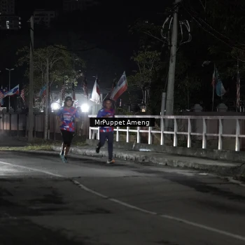 Runner Photo 6049470