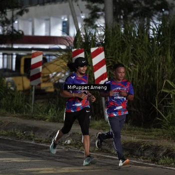 Runner Photo 6049481