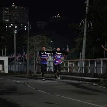 Runner Photo 6049523