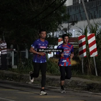 Runner Photo 6049539