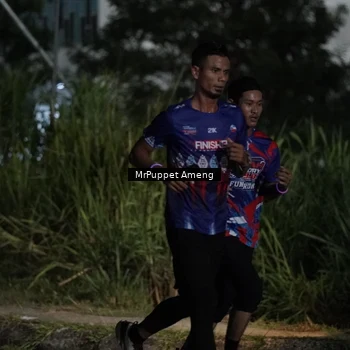 Runner Photo 6049542