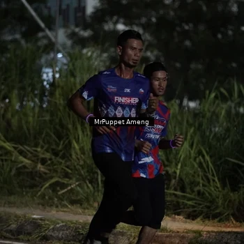 Runner Photo 6049543