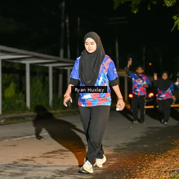Runner Photo 6049549