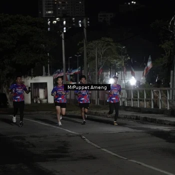 Runner Photo 6049553