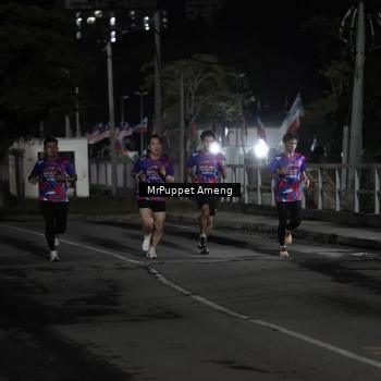 Runner Photo 6049562