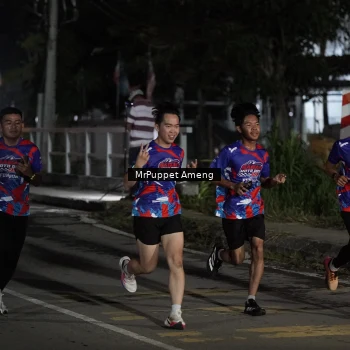 Runner Photo 6049567
