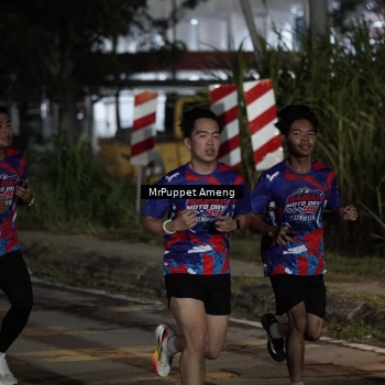 Runner Photo 6049572