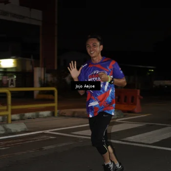 Runner Photo 6049578