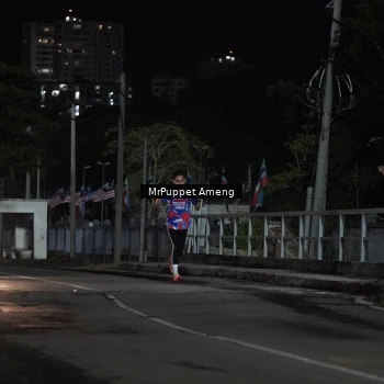 Runner Photo 6049582