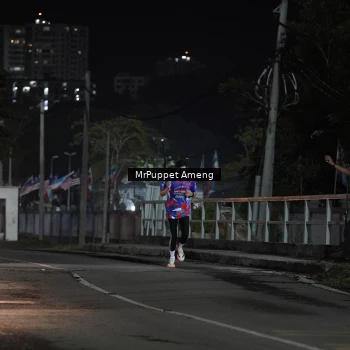 Runner Photo 6049583