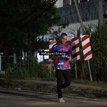 Runner Photo 6049605