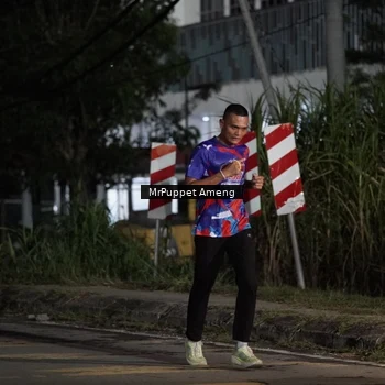 Runner Photo 6049612