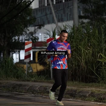 Runner Photo 6049619