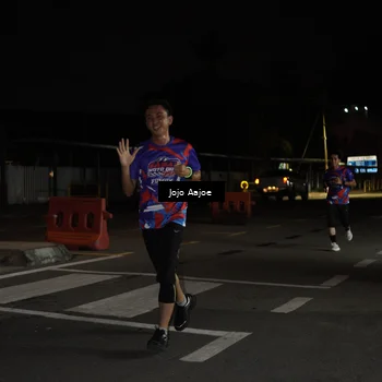 Runner Photo 6049630
