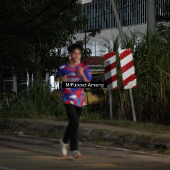 Runner Photo 6049664
