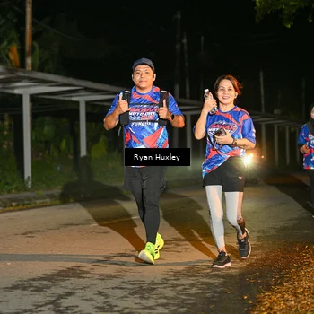 Runner Photo 6049674