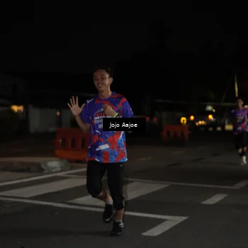 Runner Photo 6049699