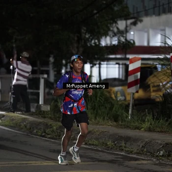 Runner Photo 6049700