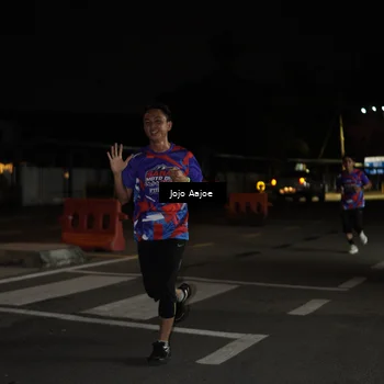 Runner Photo 6049702