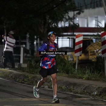 Runner Photo 6049704