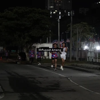 Runner Photo 6049751