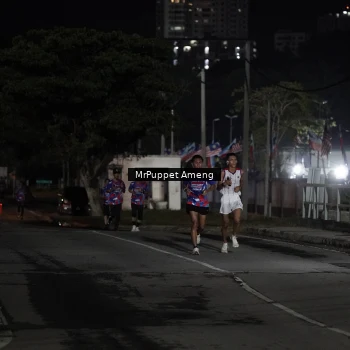Runner Photo 6049753