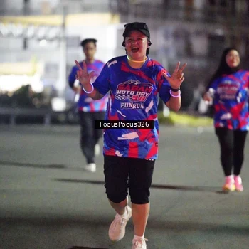 Runner Photo 6049816