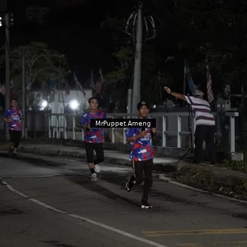 Runner Photo 6049833