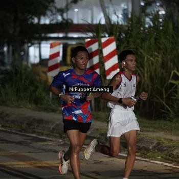 Runner Photo 6049835