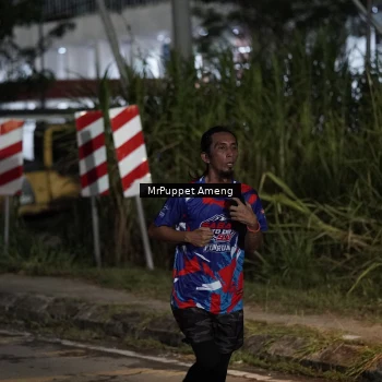 Runner Photo 6049893